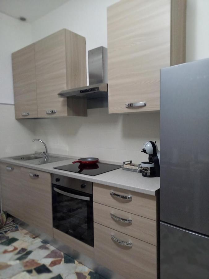 Bilocale Climatizzato A 850M Dalla Spiaggia Casa Katia Marina di Massa Extérieur photo